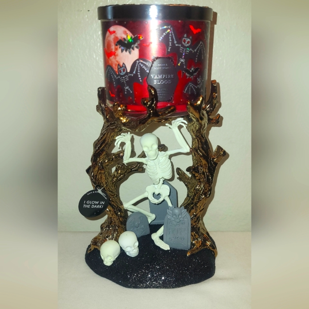 Bath and Body Works 3 Wick Candle Holder w Candle